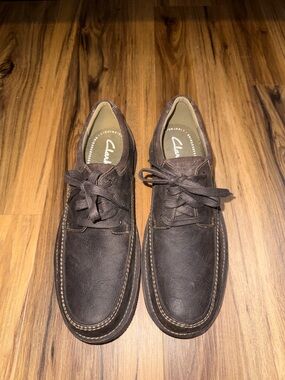 Clarks Men’s Dark Brown Leather Lace-Up Shoes
